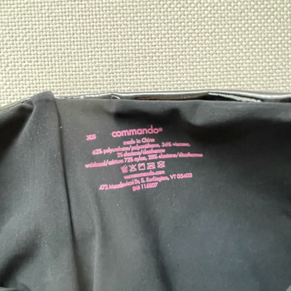 Commando Perfect Control Patent Leather Leggings in Black - Picture 7 of 7